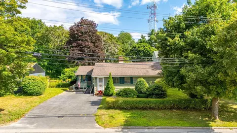 423 Allen Ave, Portland, ME 04103