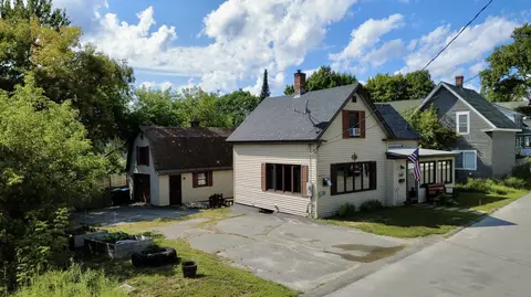 113 Front St, Old Town, ME 04468