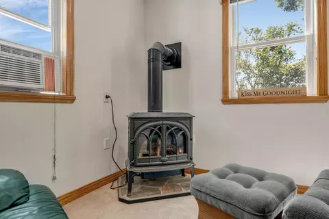 Living - 94 Smith Rd, Hallowell, ME 04347 photo 2 of 2