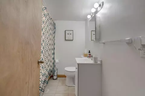 Bath - 94 Smith Rd, Hallowell, ME 04347 photo 5 of 5