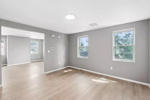 Living - 498 Washington St, Bath, ME 04530 photo 3 of 7
