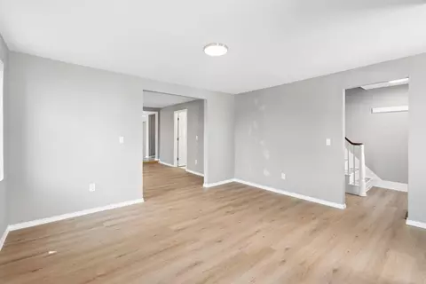 Living - 498 Washington St, Bath, ME 04530 photo 5 of 7