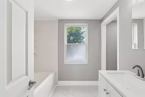 Bath - 498 Washington St, Bath, ME 04530 photo 1 of 2