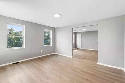 Living - 498 Washington St, Bath, ME 04530 photo 6 of 7