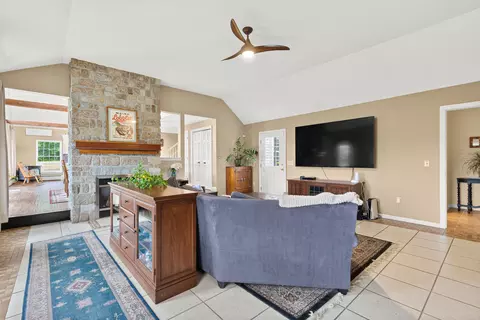Living - 29 Willow Dr, Windham, ME 04062 photo 2 of 4