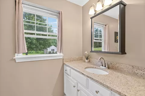 Bath - 29 Willow Dr, Windham, ME 04062 photo 1 of 8