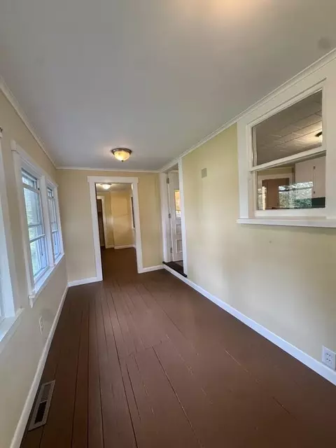 Entry Way - 6 Plummer St, Orono, ME 04473 photo 3 of 7
