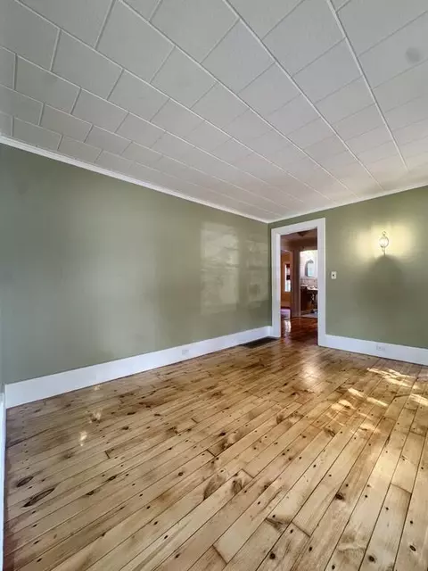 Living - 6 Plummer St, Orono, ME 04473 photo 2 of 3