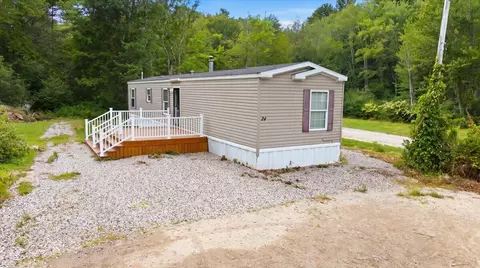 24 Cat Mousam Rd, Kennebunk, ME 04043