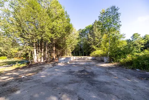 28 Curtis Rd, Freeport, ME 04032 photo 33