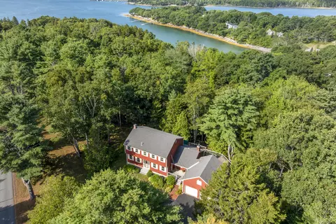 28 Headland Rd, Harpswell, ME 04079