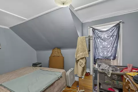 Bedroom - 32 King St, Waterville, ME 04901 photo 2 of 5