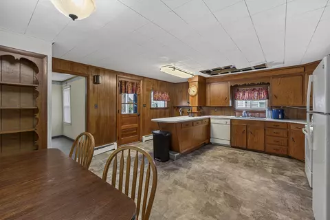 Kitchen - 32 King St, Waterville, ME 04901 photo 4 of 5