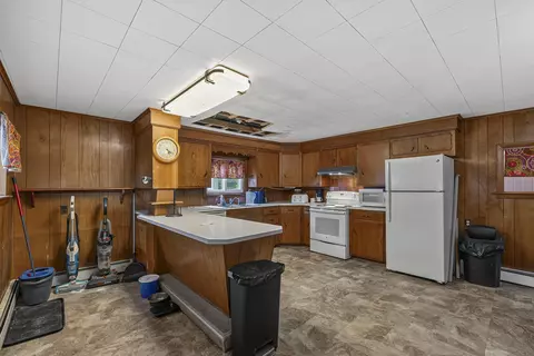 Kitchen - 32 King St, Waterville, ME 04901 photo 3 of 5