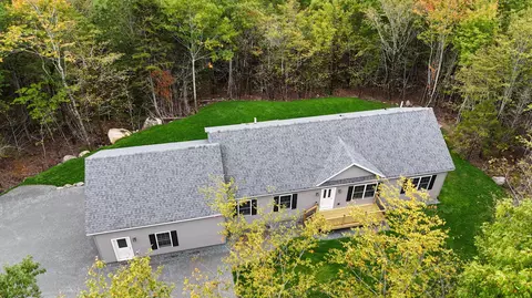 14 Manhattan Way, Ellsworth, ME 04605
