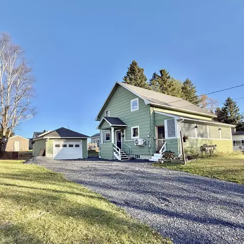 120 21st Ave, Madawaska, ME 04756