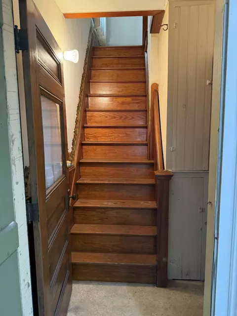Entry Way - 83 Willow St, Augusta, ME 04330 photo 1 of 2
