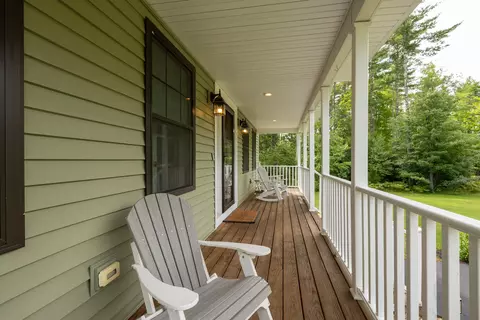 Exterior - 3 King Ln, Berwick, ME 03901 photo 4 of 7