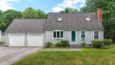 426 Roberts Ridge Rd, Waterboro, ME 04030