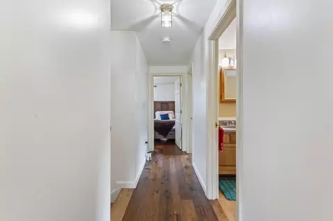 Entry Way - 23 Tate Ln, Windham, ME 04062 photo 8 of 10