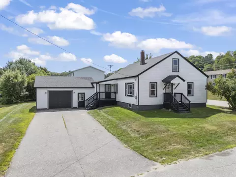 1 Fisher Ave, Lewiston, ME 04240