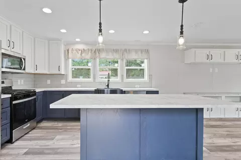 Kitchen - 127 Shaker Rd #37, Gray, ME 04039 photo 6 of 7