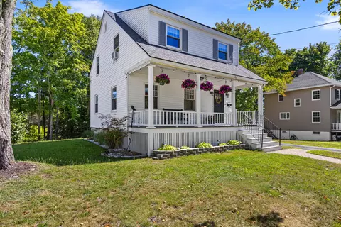 24 Middle St, Sanford, ME 04073
