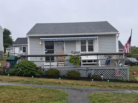 1089 Post Rd #4, Wells, ME 04090