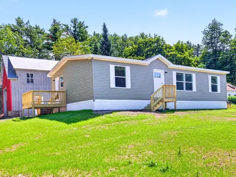 15 Stevens St, Sanford, ME 04073