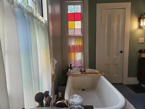 Bath - 77 2nd St, Bangor, ME 04401 photo 1 of 4