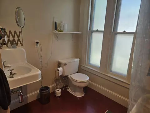 Bath - 77 2nd St, Bangor, ME 04401 photo 3 of 4