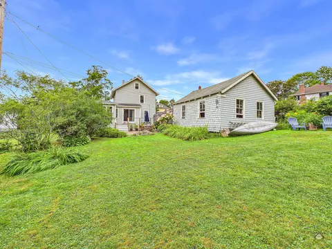 Exterior - 33 Park St, Bath, ME 04530 photo 15 of 19