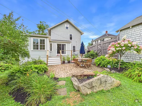 Exterior - 33 Park St, Bath, ME 04530 photo 4 of 19