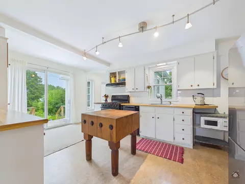 Kitchen - 33 Park St, Bath, ME 04530 photo 1 of 5