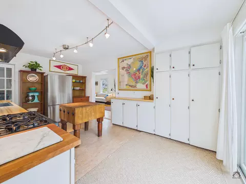 Kitchen - 33 Park St, Bath, ME 04530 photo 5 of 5