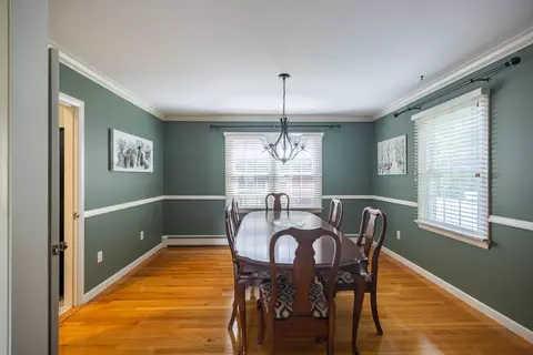 Dining - 6 Champlain Ave, Lewiston, ME 04240 photo 1 of 5