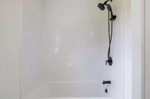 Bath - 459 Hansons Ridge Rd, Springvale, ME 04083 photo 6 of 9