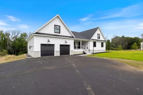 Exterior - 459 Hansons Ridge Rd, Springvale, ME 04083 photo 10 of 13