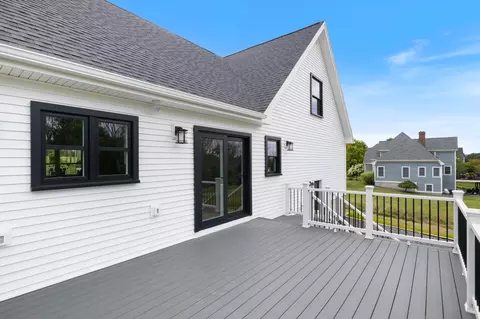 Exterior - 459 Hansons Ridge Rd, Springvale, ME 04083 photo 9 of 13