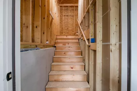 Entry Way - 459 Hansons Ridge Rd, Springvale, ME 04083 photo 13 of 13