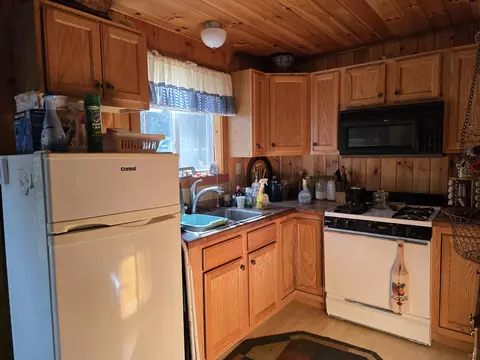 6 Juniper Ln, Abbot, ME 04406 photo 2