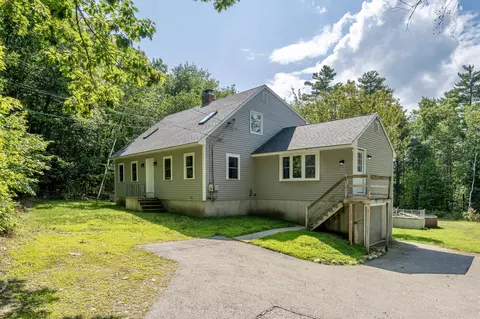 623 Country Club Rd, Sanford, ME 04073