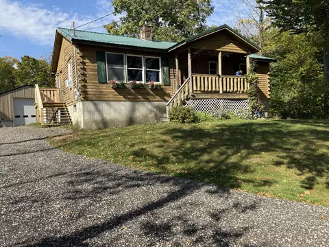 1885 North Rd, Cornish, ME 04020