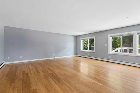 Living - 3 Tucker Dr, Windham, ME 04062 photo 2 of 5