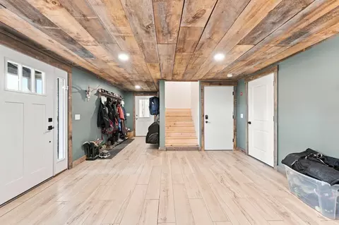 Entry Way - 594 Vaughn Rd, Dover Foxcroft, ME 04426 photo 4 of 9
