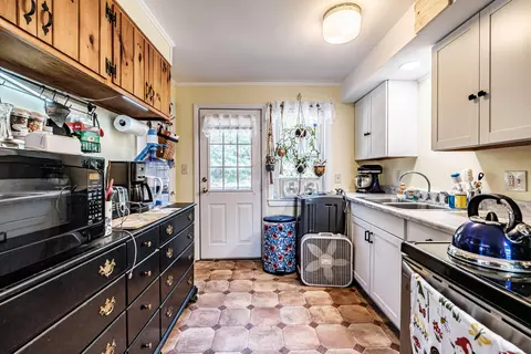 Kitchen - 29-31 Office Dr, Bath, ME 04530 photo 4 of 5