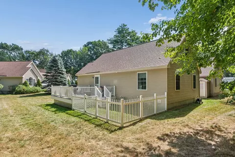 Exterior - 8 Port Dr #8, Windham, ME 04062 photo 7 of 8