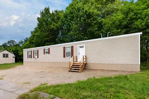 20 King St, Calais, ME 04619