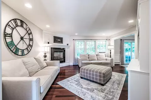 Living - 2 Victoria Ln, Windham, ME 04062 photo 1 of 5