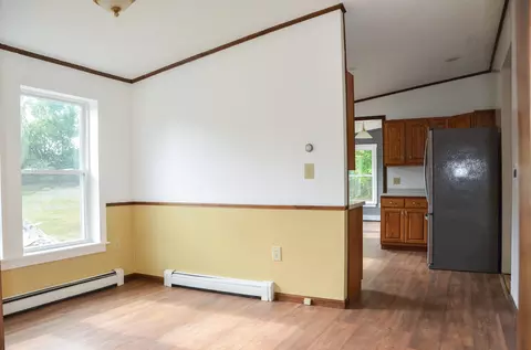Living - 593 Abbott Rd, Winslow, ME 04901 photo 2 of 8